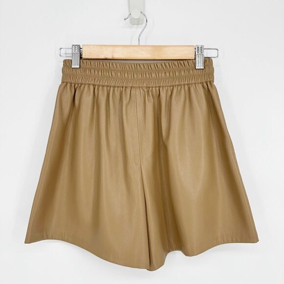 Good American Better Than Leather Short in Warm Caramel Tan Women's 0 XS - Picture 3 of 7